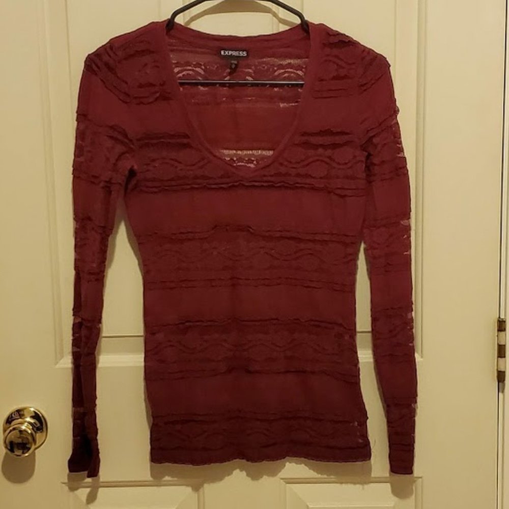Long Sleeve Express Lace shirt